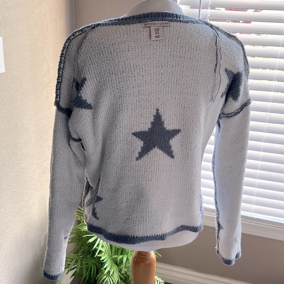 Sincerely Jules Sweater - Picture 9 of 9